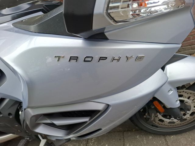 triumph - trophy-1215-se