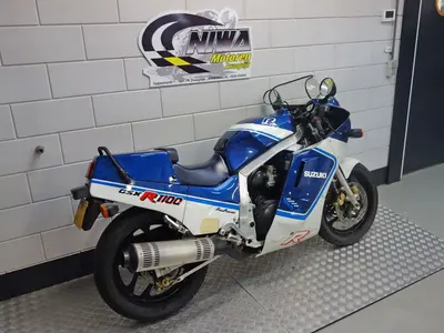 SUZUKI GSX-R 1100 W – foto 3