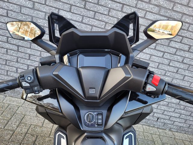 honda - nss-350-forza