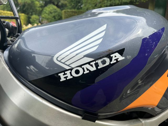 honda - cbr-900-rr-fireblade