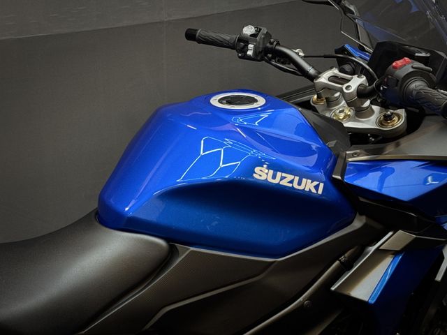 suzuki - gsx-s-1000-gt