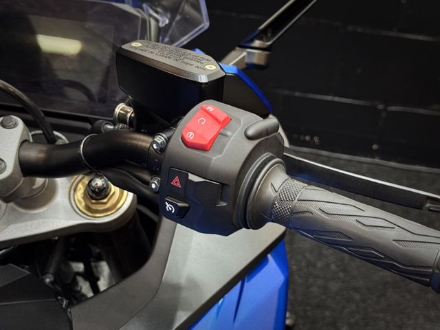 suzuki - gsx-s-1000-gt