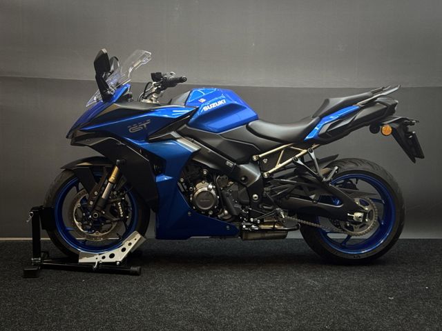 suzuki - gsx-s-1000-gt