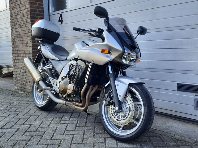 kawasaki - z-750-s