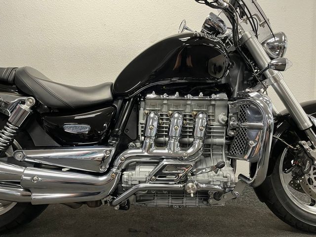 triumph - rocket-iii