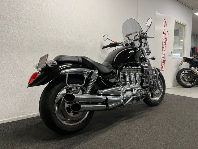 triumph - rocket-iii