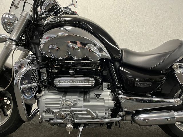 triumph - rocket-iii