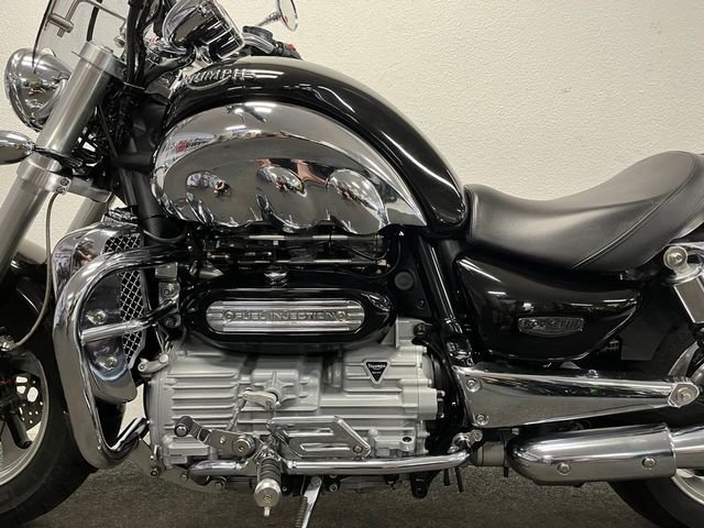 triumph - rocket-iii