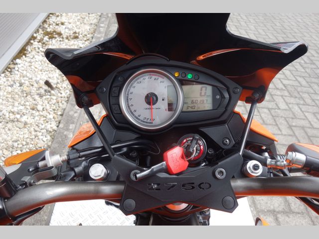 kawasaki - z-750-abs
