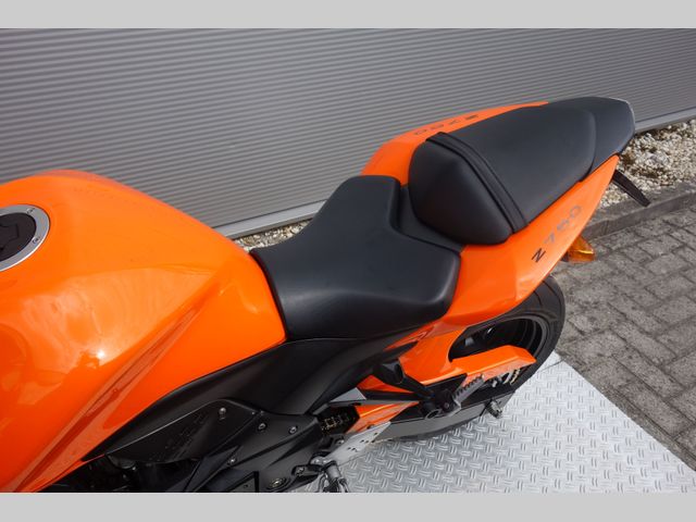kawasaki - z-750-abs