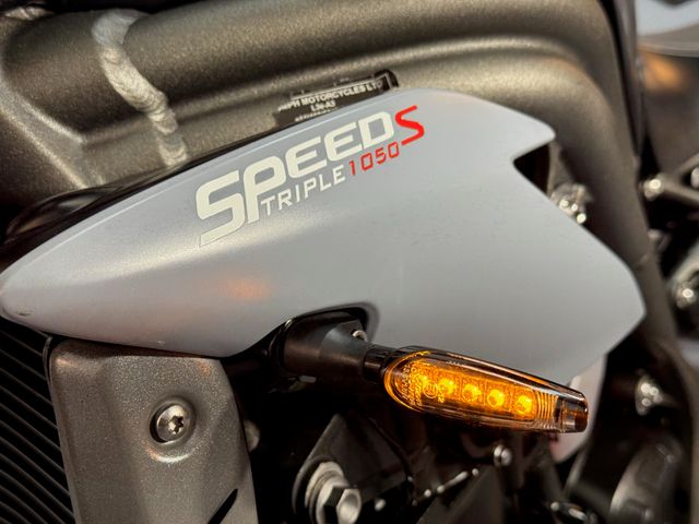 triumph - speed-triple-s