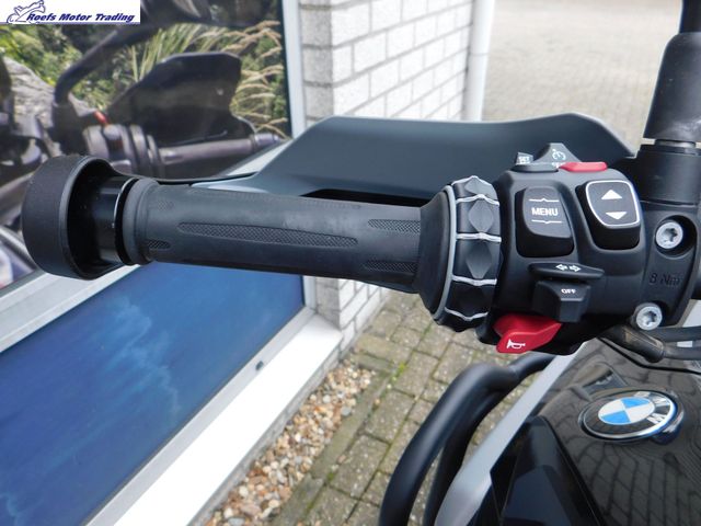 bmw - r-1300-gs-triple-black