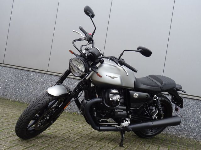 moto-guzzi - v-7-stone-850