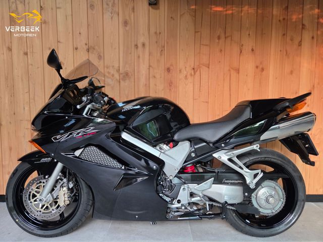 honda - vfr-800-fi-vtec-abs