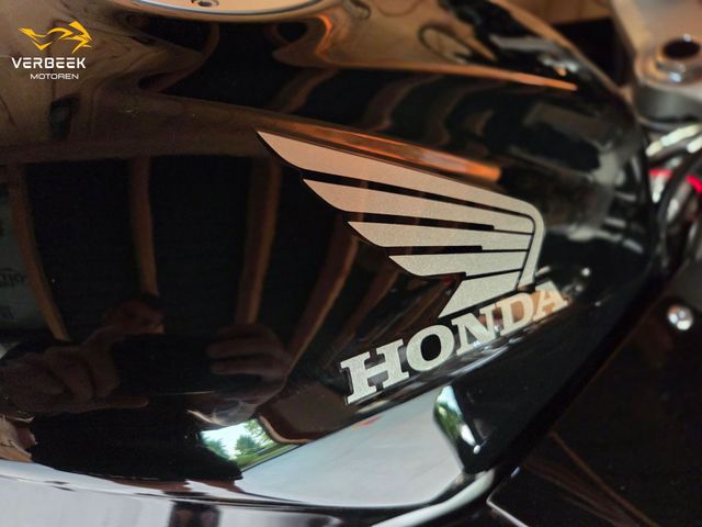 honda - vfr-800-fi-vtec-abs
