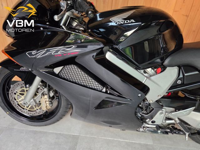 honda - vfr-800-fi-vtec-abs