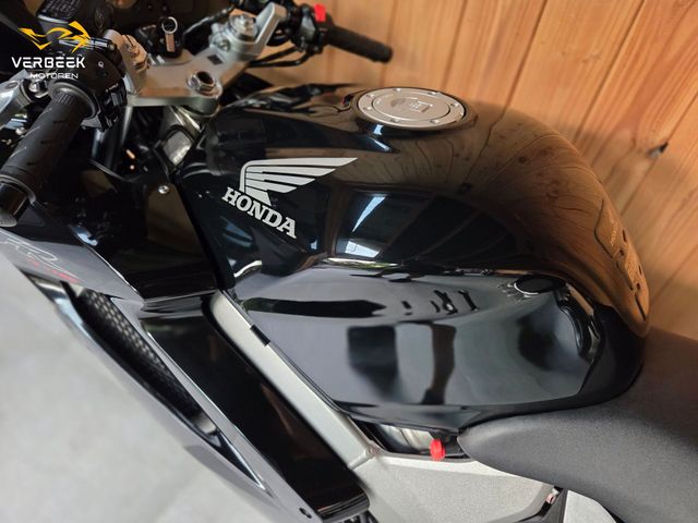 honda - vfr-800-fi-vtec-abs