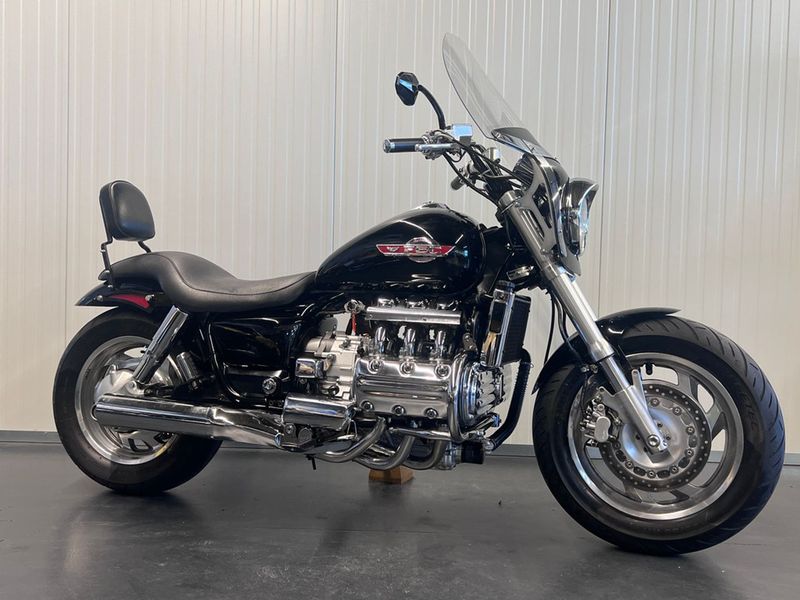 Honda GL 1500 C Valkyrie Custom 1998 occasion