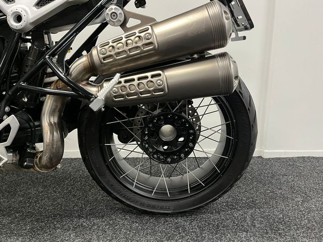 bmw - r-nine-t-scrambler