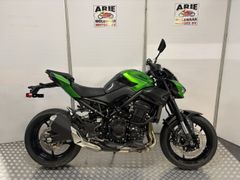 KAWASAKI Z900