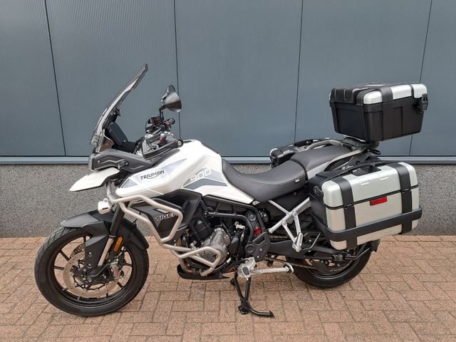 triumph - tiger-900-gt-pro