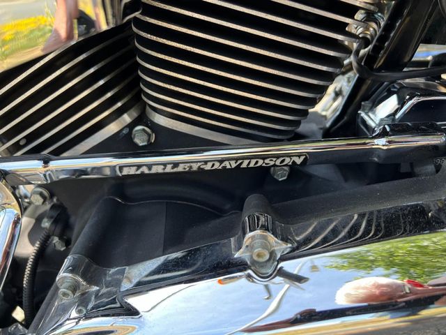 harley-davidson - road-king-cvo-flhr