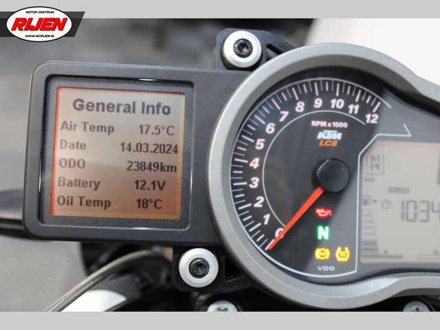 ktm - 1290-super-duke-r