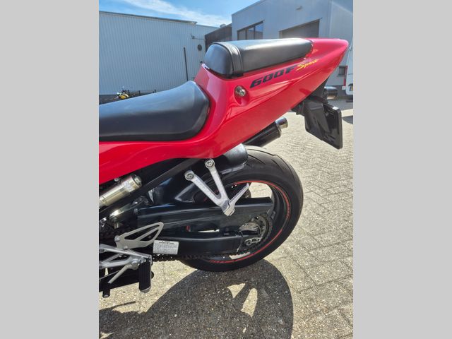 honda - cbr-600-fs--sport