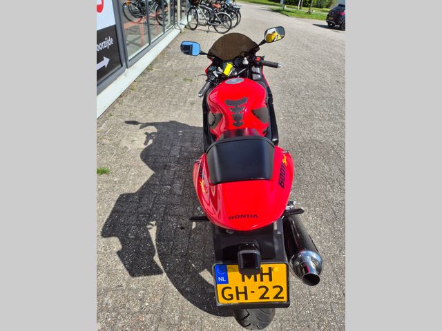honda - cbr-600-fs--sport