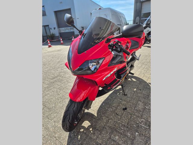 honda - cbr-600-fs--sport