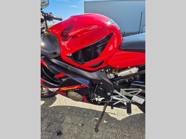honda - cbr-600-fs--sport