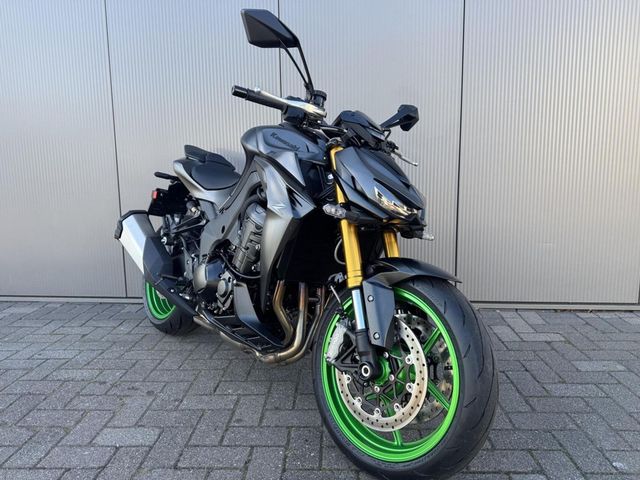 kawasaki - z1100-se