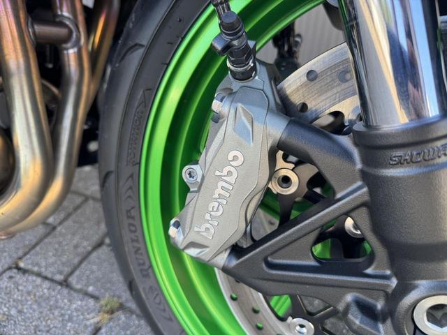 kawasaki - z1100-se