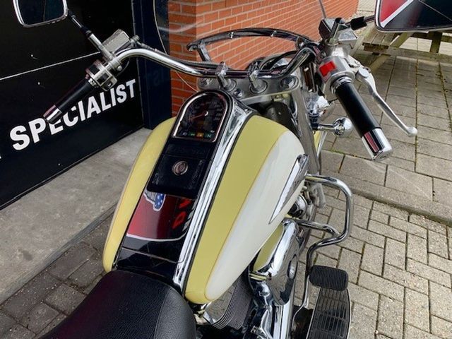 suzuki - vl-1500-lc-intruder