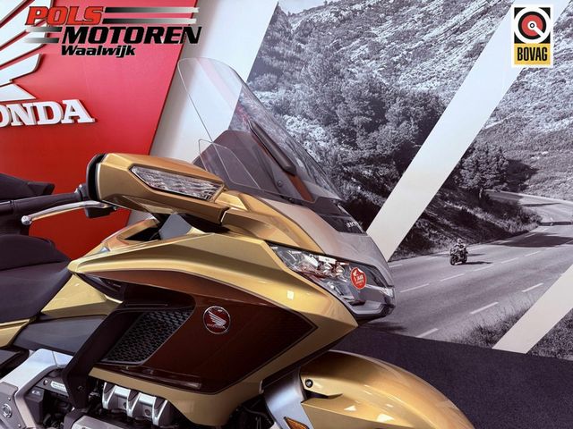 honda - gl-1800-goldwing-tour-dct
