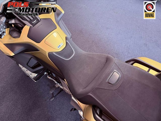 honda - gl-1800-goldwing-tour-dct