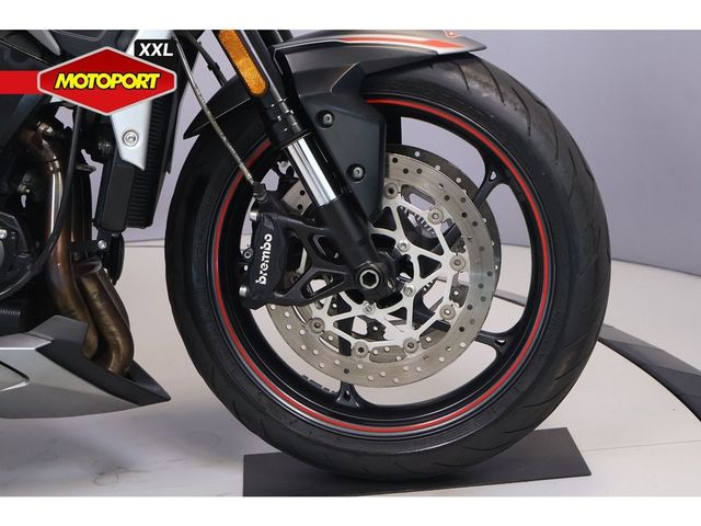 triumph - street-triple-r