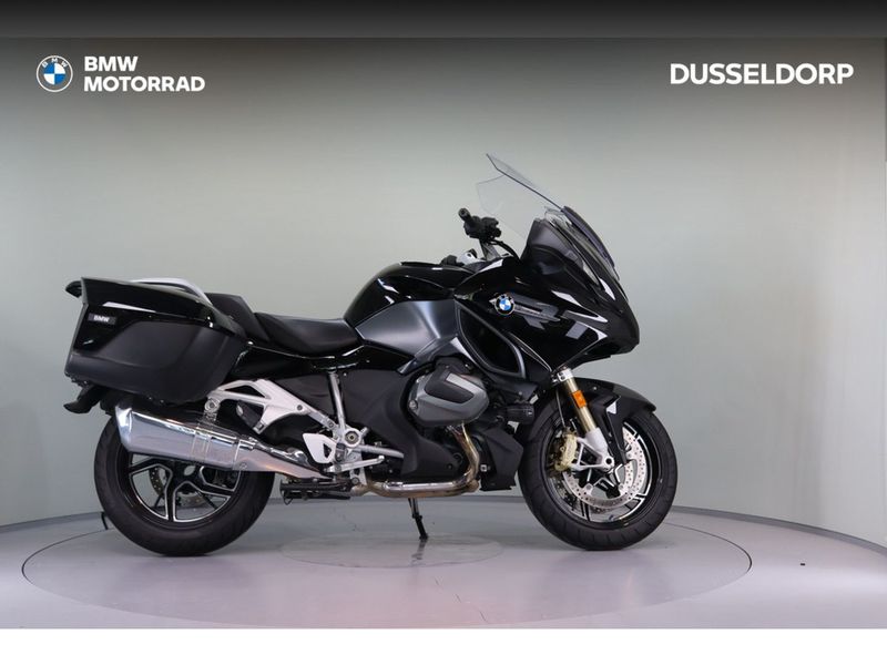 BMW R 1250 RT Black Storm metallic 2 BTW Voertuig 2022 occasion