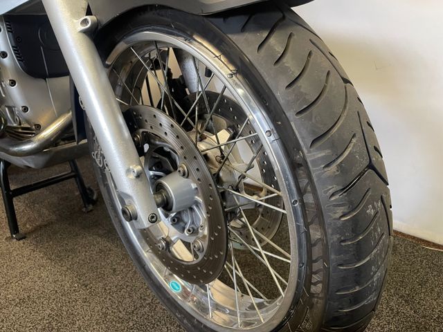 bmw - r-1100-gs