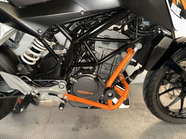 ktm - 125-duke