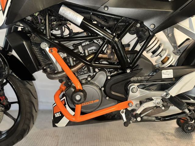 ktm - 125-duke