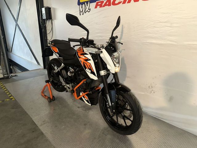 ktm - 125-duke
