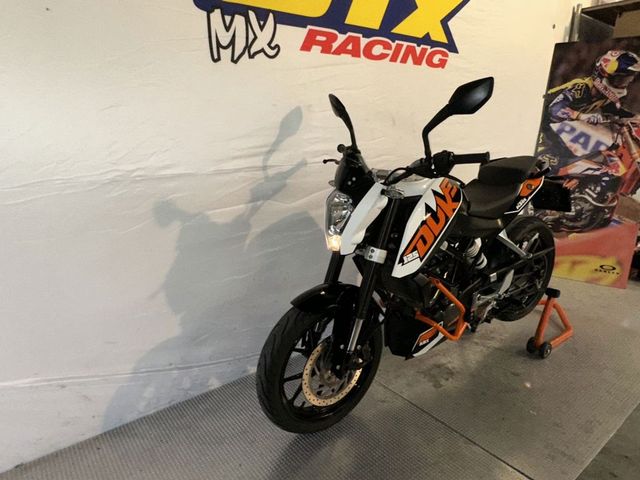 ktm - 125-duke