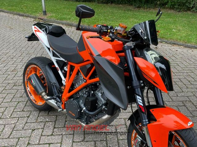 ktm - 1290-super-duke-r