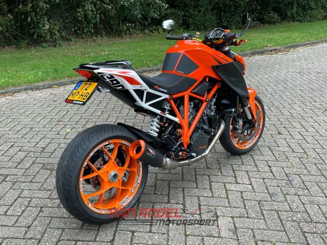 ktm - 1290-super-duke-r