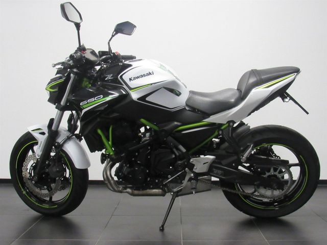 kawasaki - z650