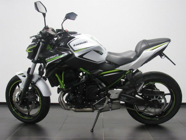 kawasaki - z650