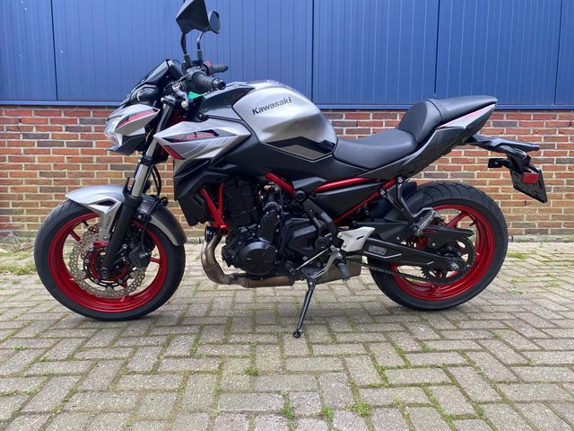 kawasaki - z650-abs