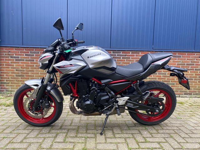 kawasaki - z650-abs
