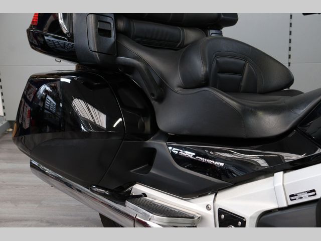 honda - gl-1800-goldwing-abs
